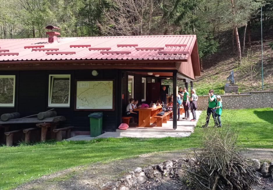Povodom Dana planeta Zemlja i uoči proslave 20. godišnjice SSP uređivali smo, čistili i markirali